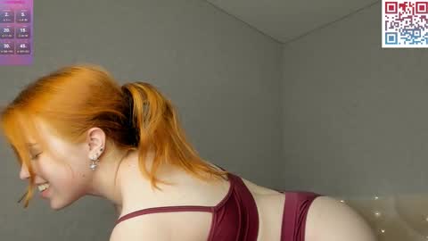 Mia online show from 11-23-25, 01:55