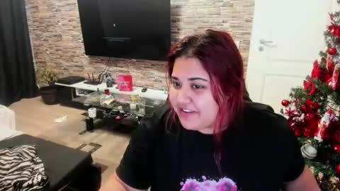 Snapshot of sweet_moommy chatting on 12-14-25, 12:54 sweet_moommy online show from 12-14-25, 12:54