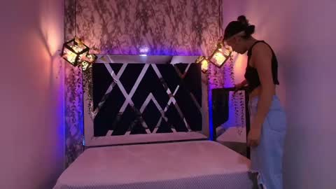  Daniela  online show from 04-28-26, 11:37