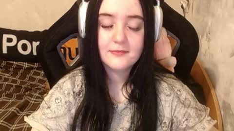 sweet_my_dream online show from 10-22-25, 02:50