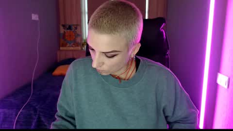sweet_n_strong online show from 05-11-26, 04:04