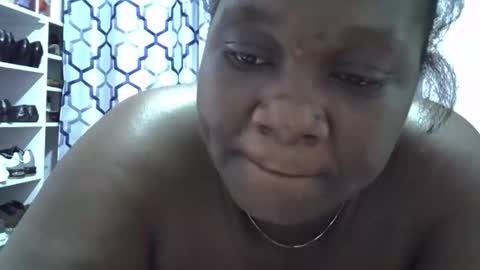 sweet_passion89 online show from 12-18-25, 03:29