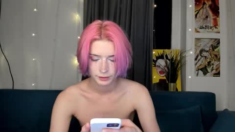 kira online show from 10-08-25, 07:44