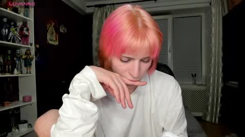 kira online show from 05-05-26, 08:28