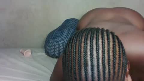 Snapshot of sweet_pie29 chatting on 04-15-26, 07:43 sweet_pie29 online show from 04-15-26, 07:43