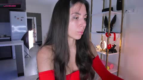 Ashley online show from 07-08-26, 10:53