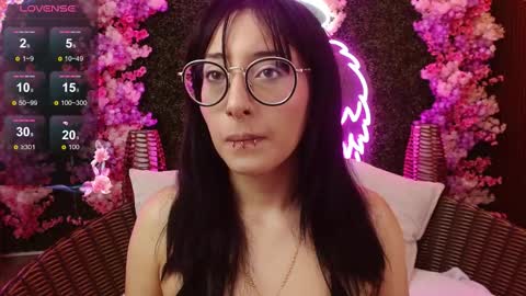 Roxanee online show from 02-23-26, 12:57