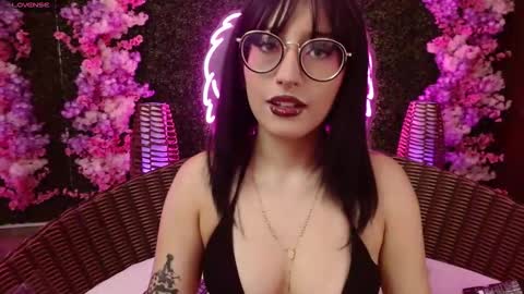 Roxanee online show from 02-26-26, 01:54