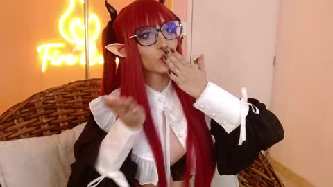Snapshot of sweet_roxanee chatting on 05-24-26, 09:31 Roxanee online show from 05-24-26, 09:31