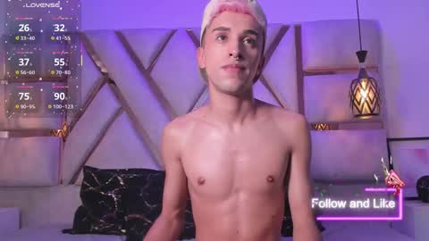 Santiago online show from 10-25-25, 08:47