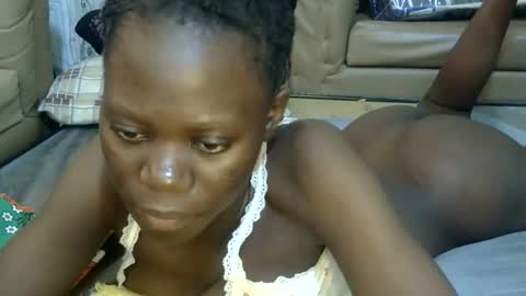 Snapshot of sweet_sharon01 chatting on 05-30-26, 10:45 Sharon online show from 05-30-26, 10:45