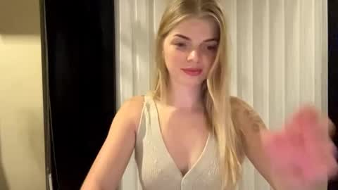 Mira online show from 09-25-25, 08:45