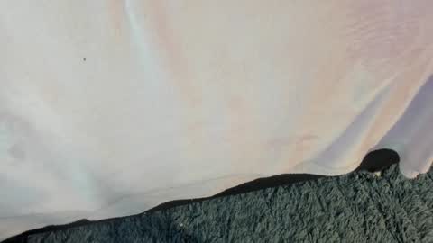 Snapshot of sweet_skiinny chatting on 12-16-25, 12:32 Adeline online show from 12-16-25, 12:32