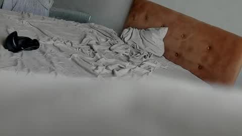 Snapshot of sweet_smith8 chatting on 05-13-26, 02:42 sweet_smith8 online show from 05-13-26, 02:42