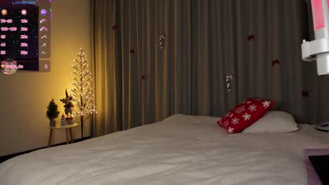 Snapshot of sweet_sonechka chatting on 01-04-25, 12:27 sweet_sonechka online show from 01-04-25, 12:27