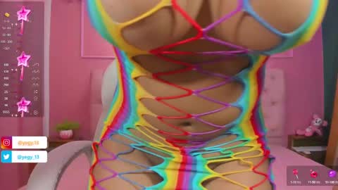 Snapshot of sweet_starxx chatting on 12-30-24, 08:04 Yeileen online show from 12-30-24, 08:04