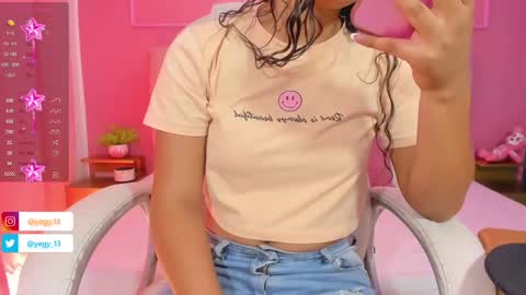 Snapshot of sweet_starxx chatting on 01-10-25, 05:34 Yeileen online show from 01-10-25, 05:34