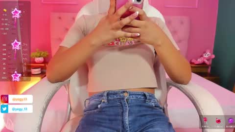 Snapshot of sweet_starxx chatting on 01-17-25, 04:57 Yeileen online show from 01-17-25, 04:57