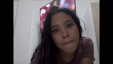 Snapshot of sweet_starxx chatting on 02-24-25, 03:55 Yeileen online show from 02-24-25, 03:55