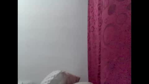 Snapshot of sweet_starxx chatting on 03-02-25, 11:20 Yeileen online show from 03-02-25, 11:20