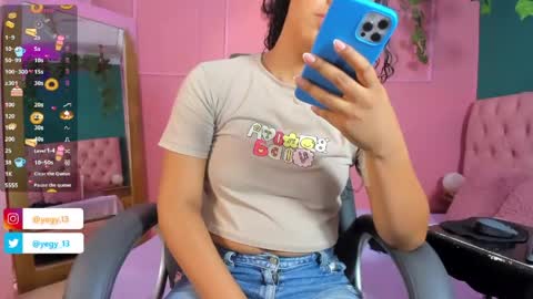 Snapshot of sweet_starxx chatting on 05-07-26, 09:31 Yeileen online show from 05-07-26, 09:31