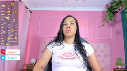 Snapshot of sweet_starxx chatting on 05-13-26, 08:49 Yeileen online show from 05-13-26, 08:49