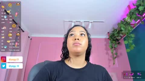 Snapshot of sweet_starxx chatting on 05-26-26, 11:01 Yeileen online show from 05-26-26, 11:01