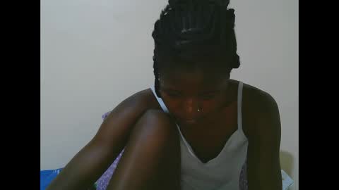 Snapshot of sweet_tattiana chatting on 02-12-25, 06:40 Tatty online show from 02-12-25, 06:40
