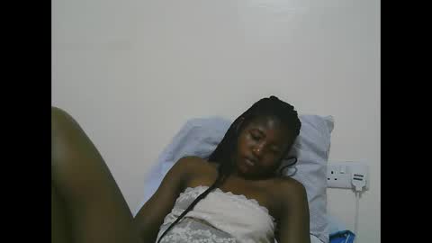 Snapshot of sweet_tattiana chatting on 02-14-25, 05:25 Tatty online show from 02-14-25, 05:25