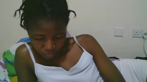 Snapshot of sweet_tattiana chatting on 02-26-25, 07:27 Tatty online show from 02-26-25, 07:27