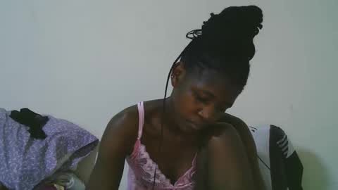 Snapshot of sweet_tattiana chatting on 10-14-25, 01:17 Tatty online show from 10-14-25, 01:17