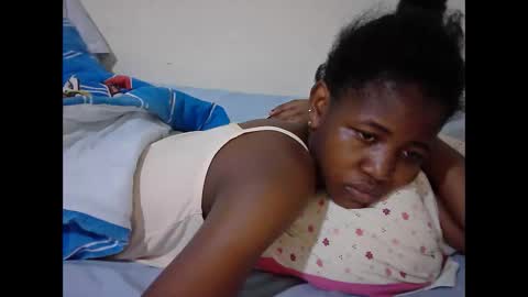 Snapshot of sweet_tattiana chatting on 11-04-25, 02:54 Tatty online show from 11-04-25, 02:54