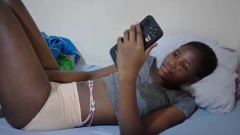 Snapshot of sweet_tattiana chatting on 11-24-25, 11:04 Tatty online show from 11-24-25, 11:04