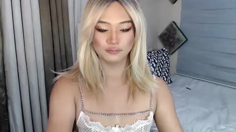 Snapshot of sweet_tenshi chatting on 03-03-25, 08:05 tenshi online show from 03-03-25, 08:05