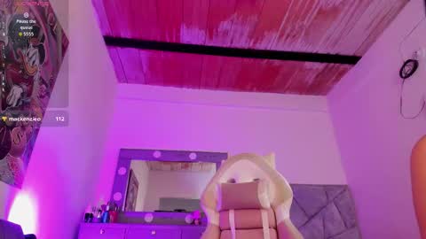          online show from 11-24-25, 08:08