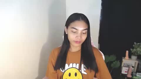 Snapshot of sweet_trishaxx chatting on 11-02-25, 02:52 Trisha online show from 11-02-25, 02:52