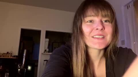Snapshot of sweet_truffle chatting on 12-16-24, 10:45 Heidi Brenner - Please check bio for schedule  FAQ online show from 12-16-24, 10:45
