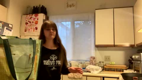 Snapshot of sweet_truffle chatting on 02-12-25, 10:26 Heidi Brenner - Please check bio for schedule  FAQ online show from 02-12-25, 10:26