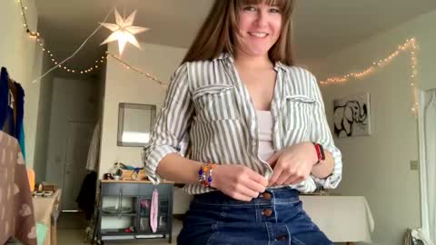 Snapshot of sweet_truffle chatting on 03-10-25, 05:18 Heidi Brenner - Please check bio for schedule  FAQ online show from 03-10-25, 05:18