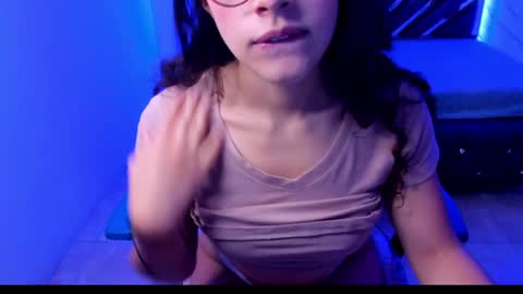 sweet_venus4 online show from 01-16-25, 06:37