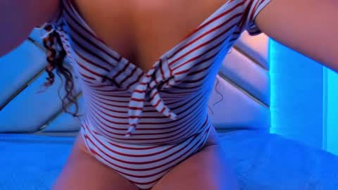 sweet_venus4 online show from 02-15-25, 06:12