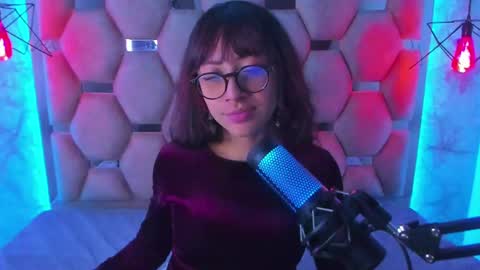 sweet_venus4 online show from 02-20-25, 02:24