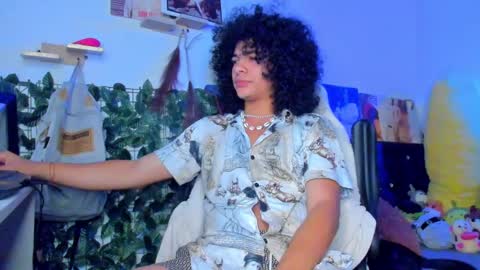 Snapshot of sweet_vond chatting on 01-19-25, 08:41 Steven independent model online show from 01-19-25, 08:41