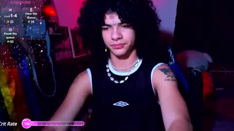 Snapshot of sweet_vond chatting on 02-18-25, 07:43 Steven independent model online show from 02-18-25, 07:43