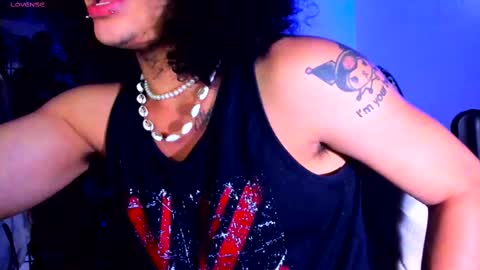 Snapshot of sweet_vond chatting on 02-24-25, 07:11 Steven independent model online show from 02-24-25, 07:11