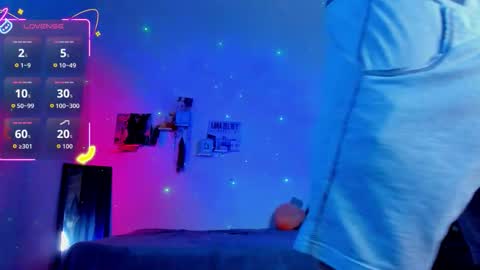 Snapshot of sweet_vond chatting on 10-08-25, 11:08 Steven independent model online show from 10-08-25, 11:08