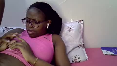 sweet_zarah online show from 04-21-26, 04:34