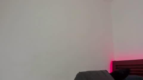 sweetafrican_squirt1 online show from 07-14-26, 03:00