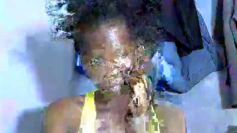 Snapshot of sweetalianah chatting on 10-31-25, 11:22 LIANAH online show from 10-31-25, 11:22