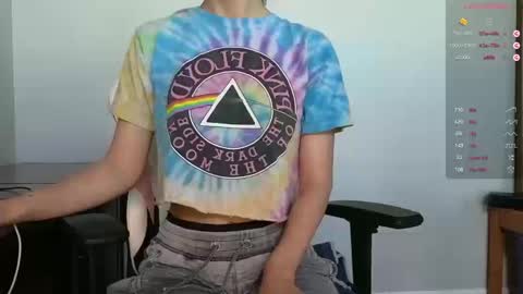 Sweet Dee online show from 10-14-25, 02:07